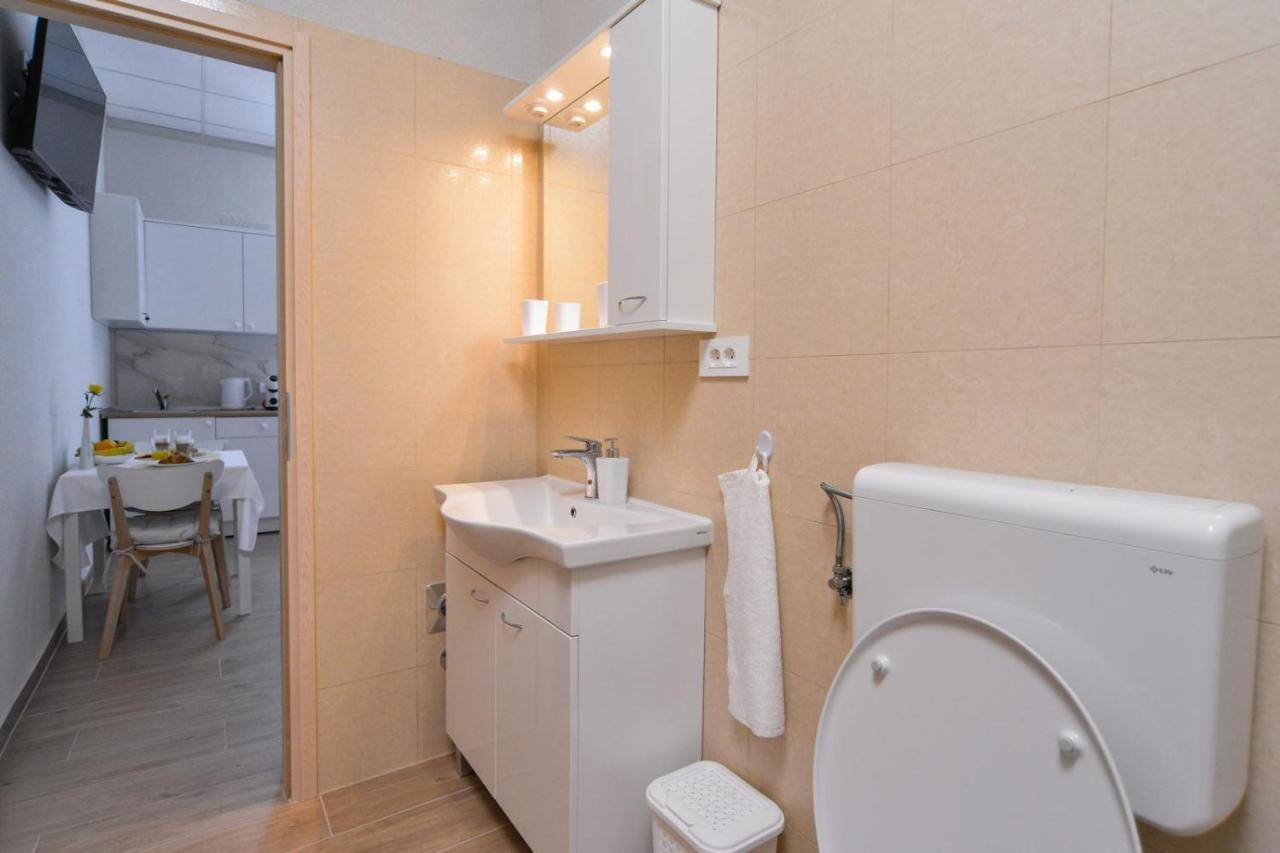 Md Studio Apartman Rijeka Exterior foto